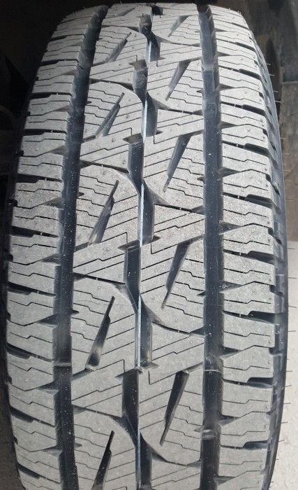 Bridgestone Dueler A/T 001