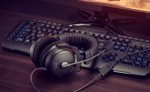 Beyerdynamic MMX 300