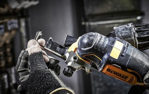 DeWALT DCS356N