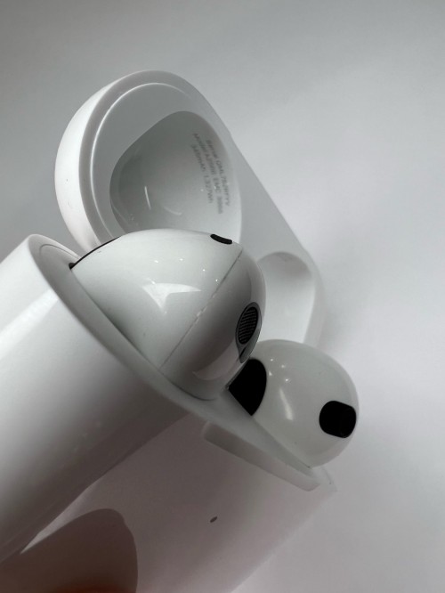 Apple AirPods 3