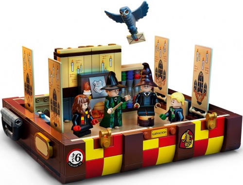 Lego Hogwarts Magical Trunk 76399