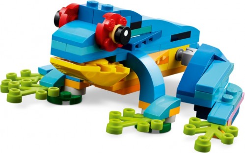 Lego Exotic Parrot 31136