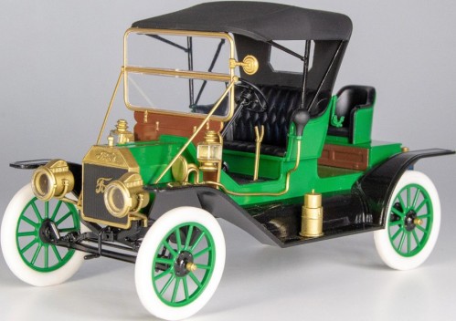 ICM Model T 1912 Commercial Roadster (1:24)