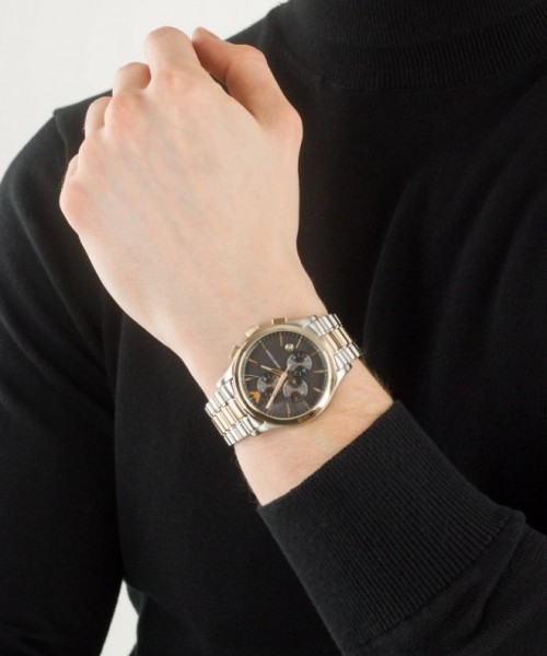 Armani AR11527