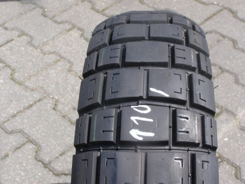 CST Tires CM-AD01