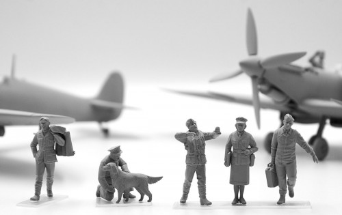 ICM WWII RAF Airfield (1:48)