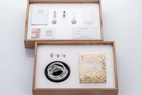 Moondrop Beautiful World