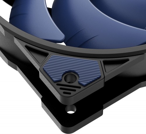 Akasa Alucia H4 Plus