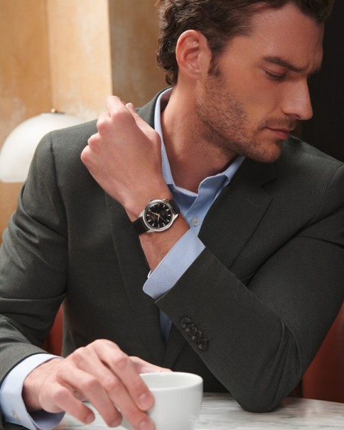 Longines Conquest Heritage L1.650.4.52.2