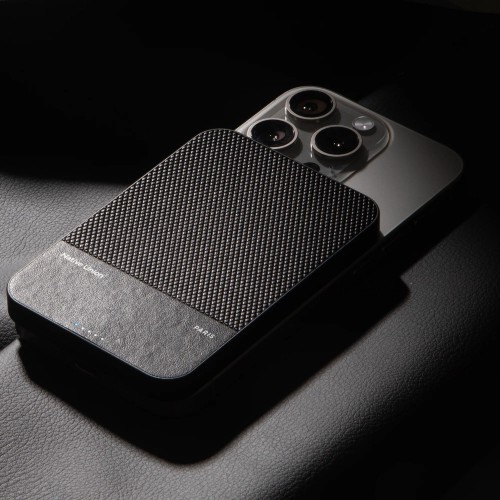 Native Union Classic Magnetic Power Bank 5000