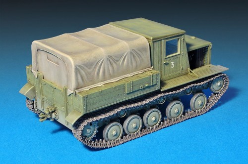 MiniArt Ya-12 Soviet Artillery Tractor (1:35)