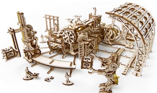 UGears Robot Factory 70039