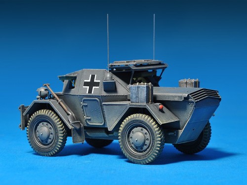 MiniArt Dingo Mk.II Scout Car w/Crew (1:35)