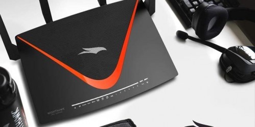 NETGEAR XR700
