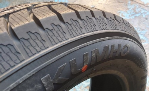 Kumho WinterCraft SUV Ice WS51