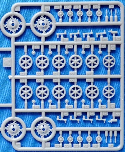 Ace Soviet Light Tank T-60 (1:72)