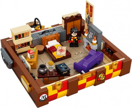 Lego Hogwarts Magical Trunk 76399