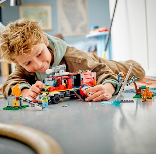 Lego Fire Command Truck 60374