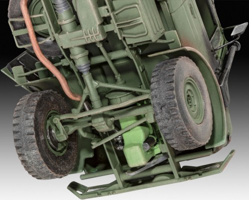 Revell Unimog 2T Milgl (1:35)