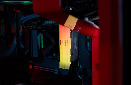 Kingston Fury Renegade DDR4 RGB 1x8Gb