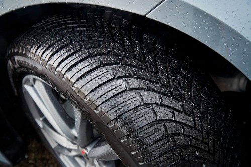 Bridgestone Blizzak 6