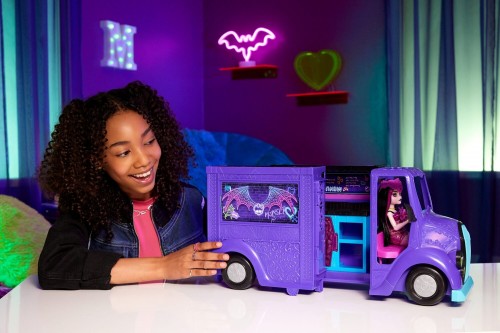 Monster High Fangtastic Rockin’ Food Truck Draculaura HXH83