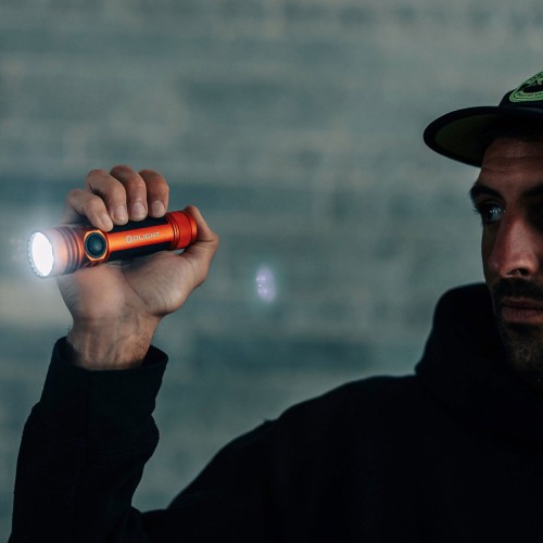 Olight Seeker 4 Pro