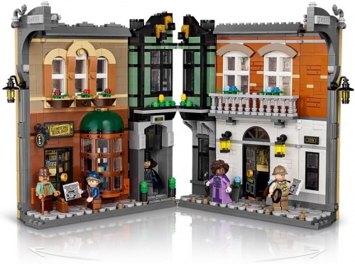 Lego Sherlock Holmes Book Nook 10351