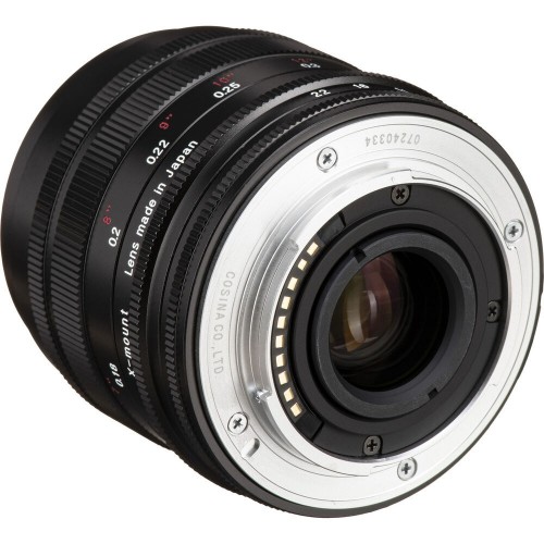 Voigtlaender 35mm f/1.7 Macro APO-Ultron