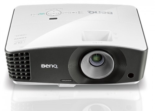 BenQ MU686