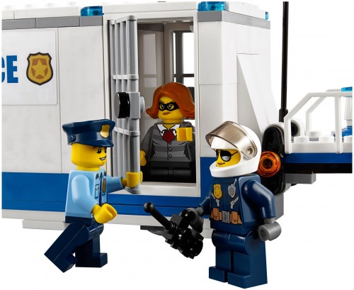 Lego Mobile Command Center 60139