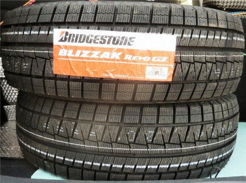 Bridgestone Blizzak Revo GZ