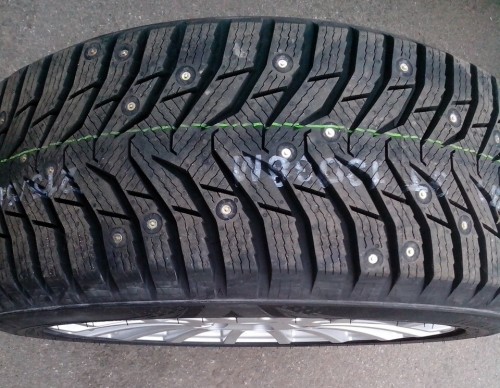 Kumho WinterCraft Ice Wi31