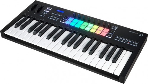 Novation Launchkey 37 MK3