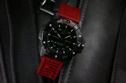 Luminox Master Carbon SEAL XS.3875