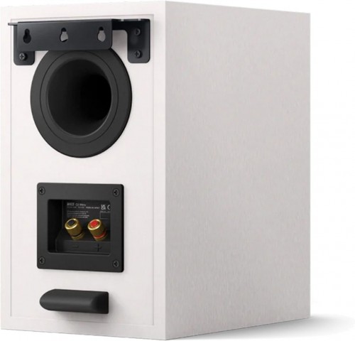 KEF Q1 Meta