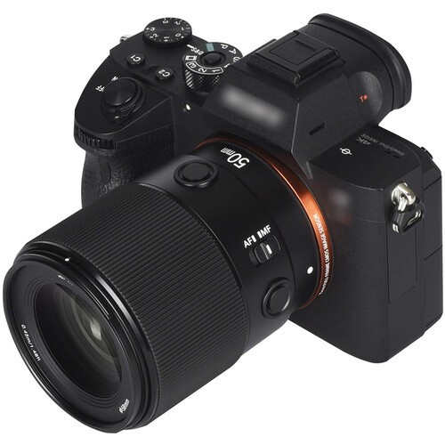 Yongnuo 50mm f/1.8 DF DSM