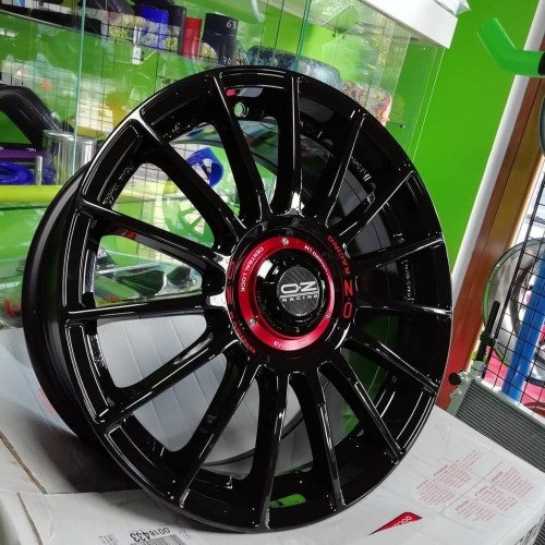 OZ Racing Superturismo Evoluzione