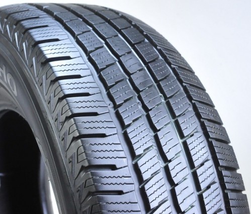 Kumho Crugen HT51