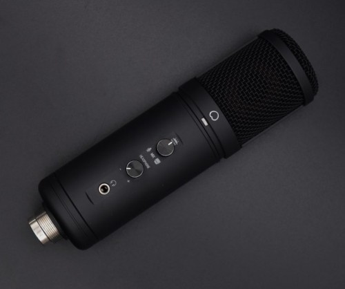 Trust Signa HD Studio