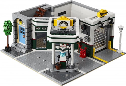 Lego Corner Garage 10264