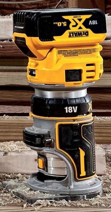 DeWALT DCW600N