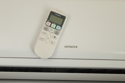 Hitachi RAK-18PEC/RAC-18WEC