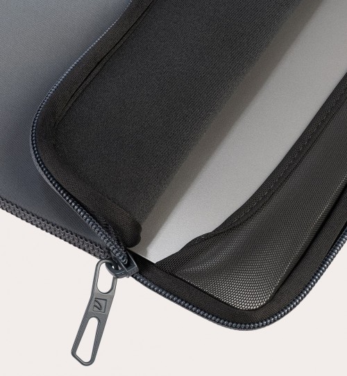 Tucano Elements Second Skin 16