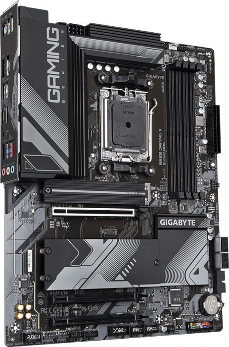 Gigabyte B650 GAMING X