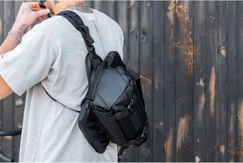 WANDRD Roam Sling 6