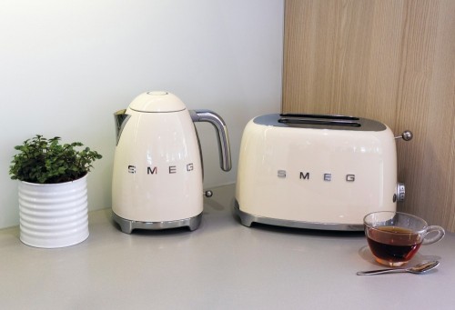 Smeg TSF01CRUK