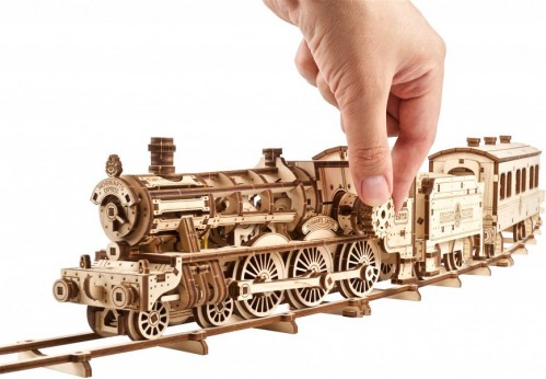 UGears Hogwarts Express 70176