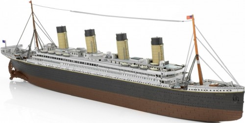 Fascinations RMS Titanic PS2004