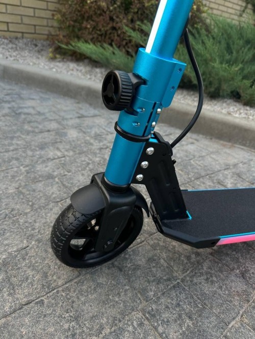 Giant Kids ES2 LED Max